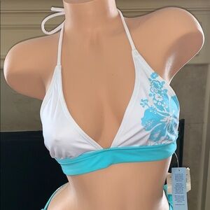 NWT Malibu bikini top